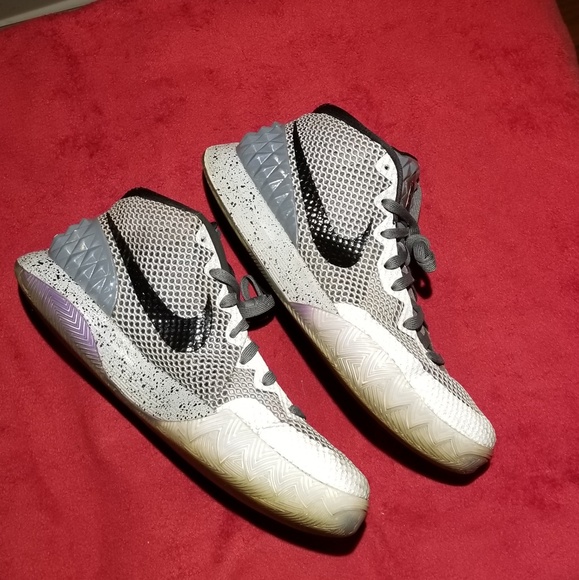 Nike Other - NIKE Kyrie 1 (2015 All-Star Edition)